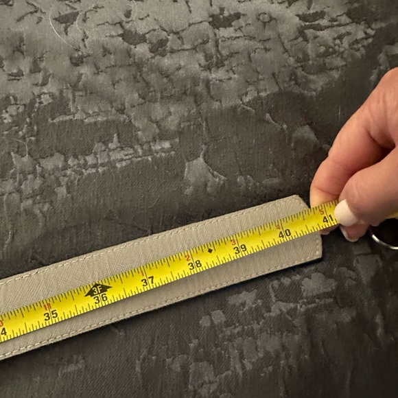 Tory Burch Black Belt with Gold Emblem - Picture 4 of 6